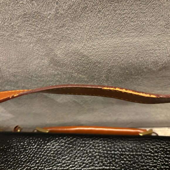 Vtg Dooney & Bourke All Weather Leather Messenger, Briefcase, Crossbody Bag - Picture 9 of 16